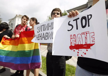 Rusia multa a Google por contenido LGTBI y sobre la guerra