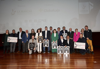 Carmen Maura y Raúl Cimas, Premios Solidarios de DO Mancha