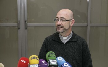 Vicente Domínguez da el relevo a David Sánchez en Cáritas