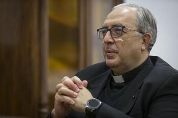 García Magán dice que «la Iglesia no tiene partido político»