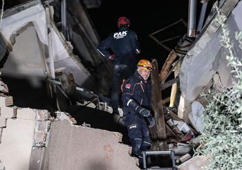 Seis muertos y más de 760 los heridos en el nuevo terremoto