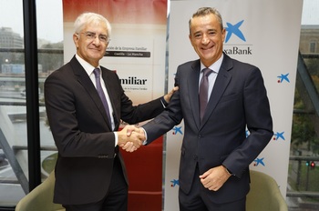 CaixaBank, con la Asociación de Empresa Familiar CLM