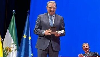 Parapléjicos recibe el premio 'Averroes de Oro de Córdoba'