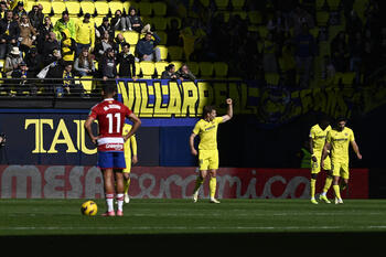 Sorloth confirma el despegue del Villarreal ante el Granada