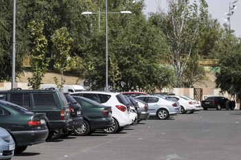 Toledo planea cobrar a los no residentes por aparcar en Safont