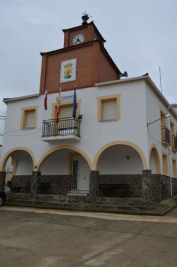 La exregidora de Puerto acusa al alcalde de 