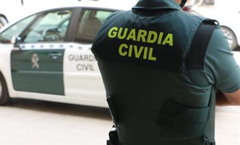 Guardia Civil busca a un atracador armado con una catana