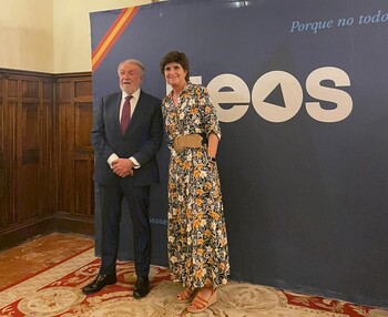 Jaime Mayor Oreja y María San Gil presentan en Toledo NEOS