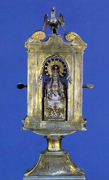 Roban la Virgen del Águila en Ventas con Peña Aguilera