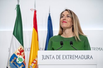 María Guardiola, ingresada tras sufrir una sepsis
