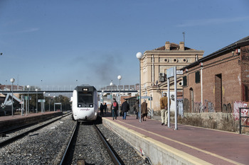 ADIF adjudica el proyecto para renovar el tren de Extremadura