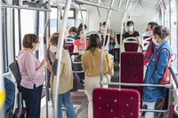 7.647 menores de 12 años viajaron gratis en autobús en enero